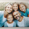 DALL·E 2024-06-03 20.53.17 - A photo of a fully assembled personalized puzzle, featuring a vibrant family photo with smiling faces. The background is completely plain and neutral, Puzzle photo personnalisé 300 pièces 40x30cm